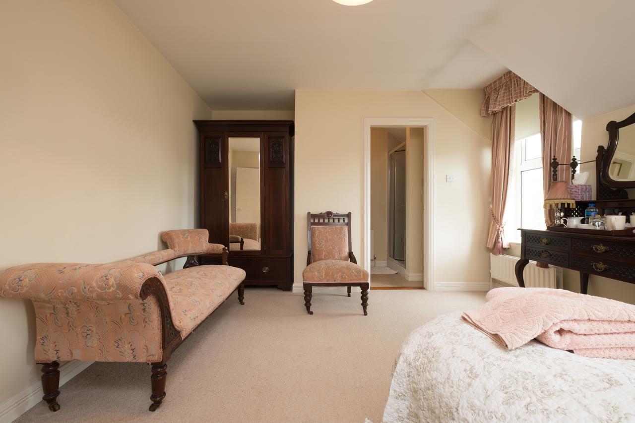Ashwood House Bed and Breakfast Corrandulla Esterno foto