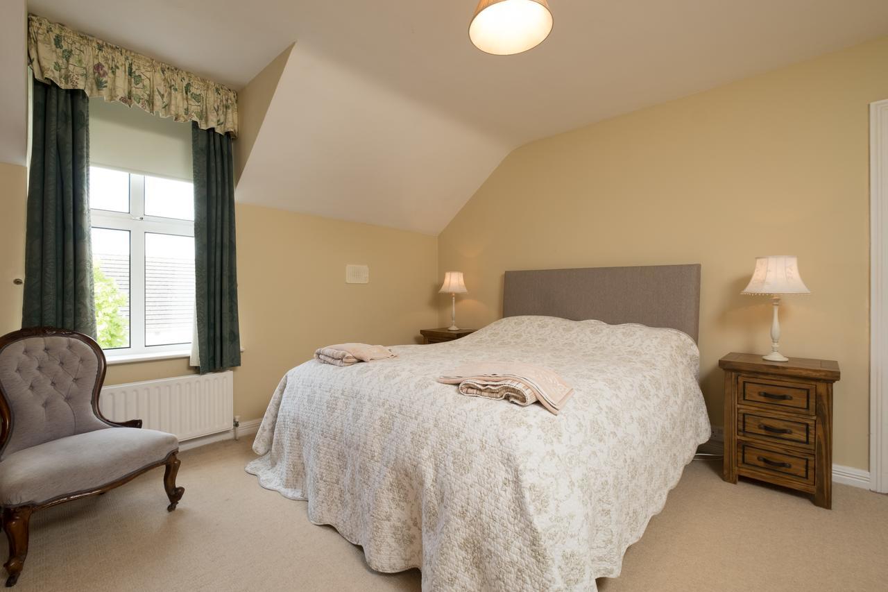 Ashwood House Bed and Breakfast Corrandulla Esterno foto