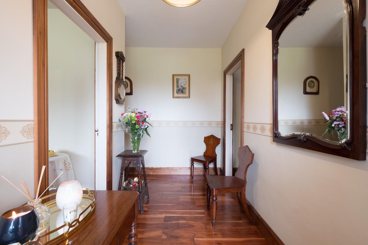 Ashwood House Bed and Breakfast Corrandulla Esterno foto