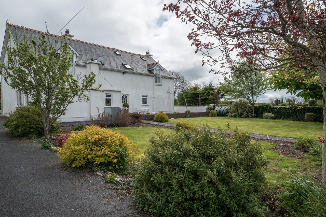Ashwood House Bed and Breakfast Corrandulla Esterno foto